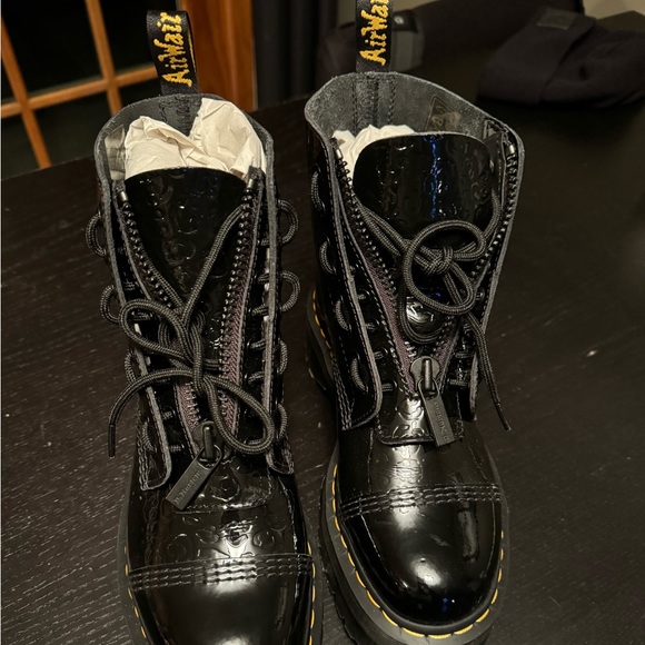 Dr. Martens Women's Sinclair 8 Eye Leather Platform Boots - Picture 5 of 9